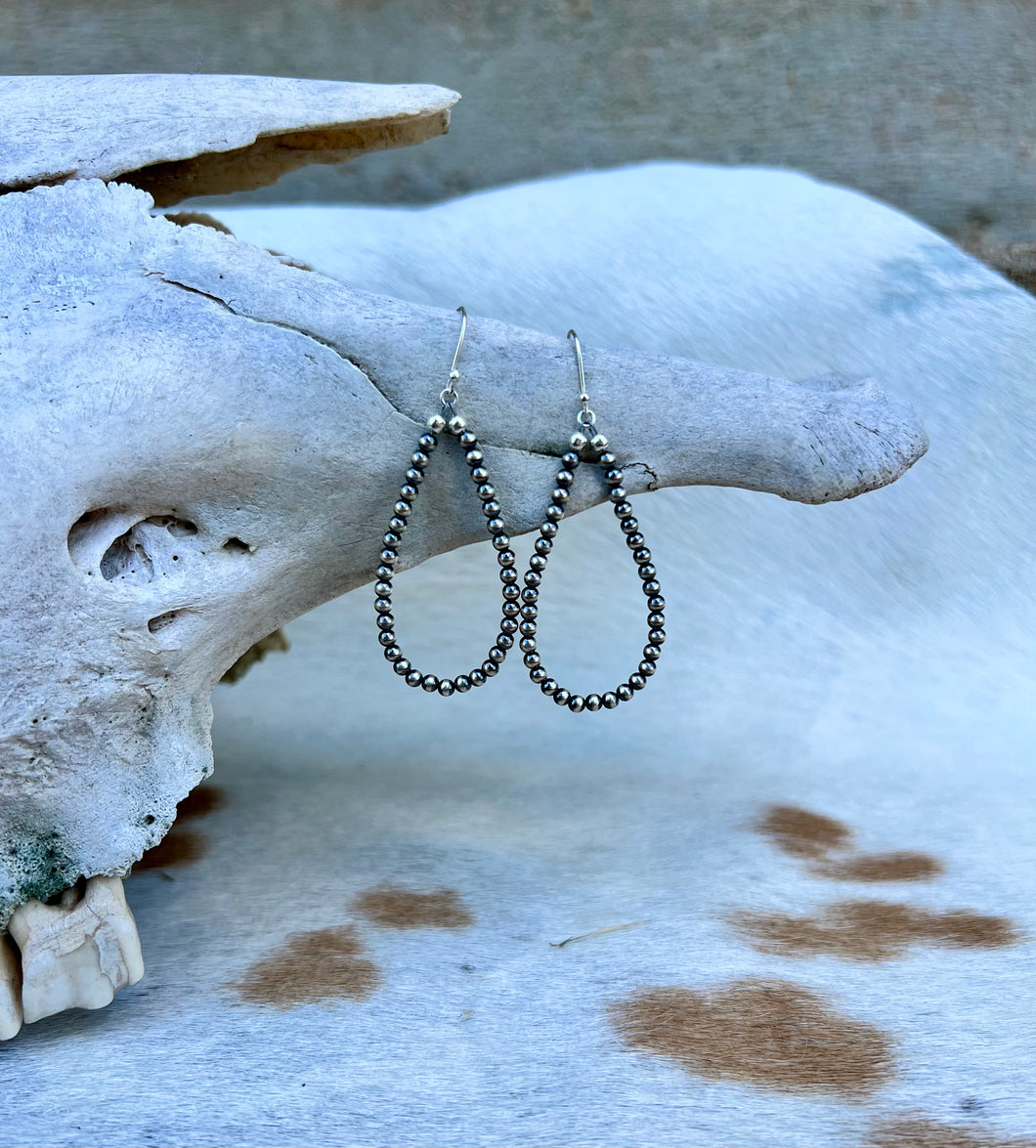 3mm Navajo Pearl Earring